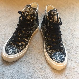 Converse Chuck Talyor All Star II Rubber High Tops